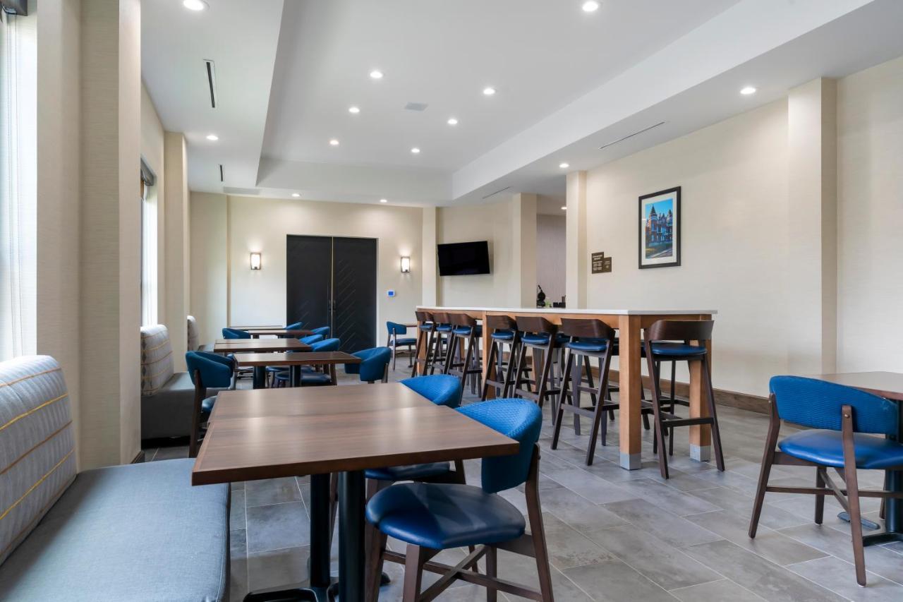 Comfort Suites Падука Екстериор снимка