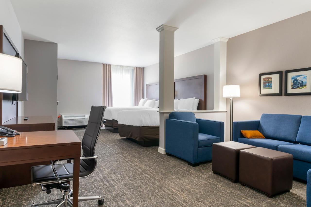 Comfort Suites Падука Екстериор снимка