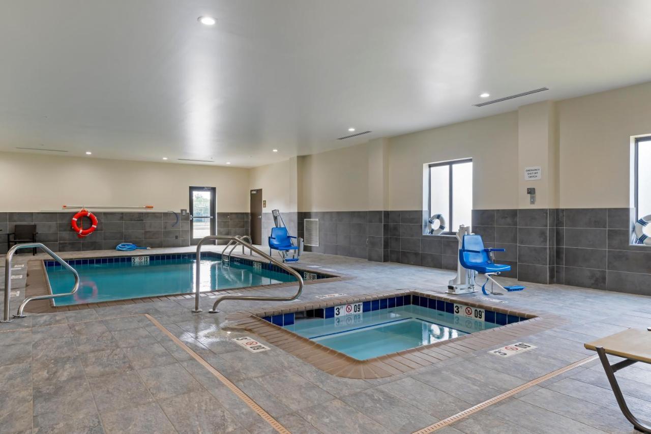 Comfort Suites Падука Екстериор снимка
