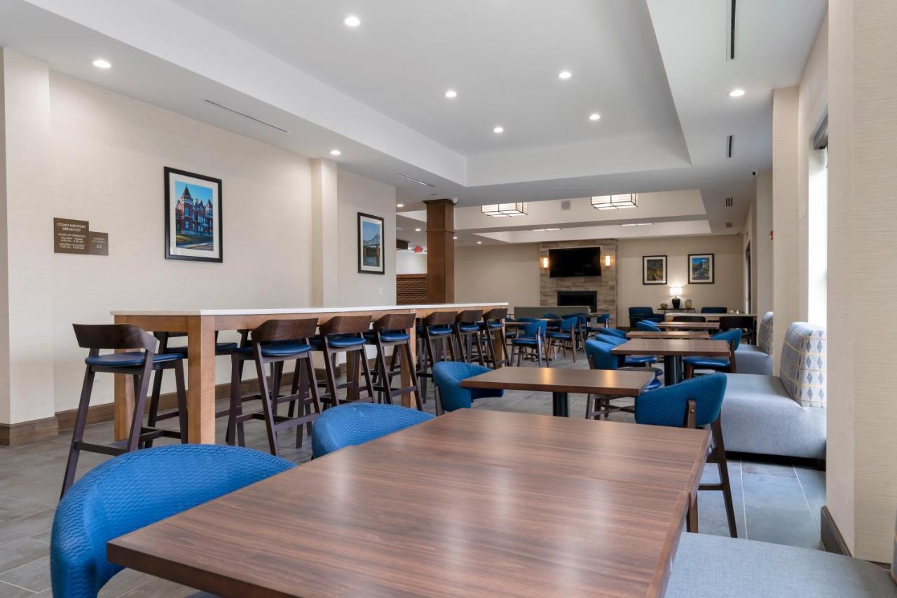 Comfort Suites Падука Екстериор снимка