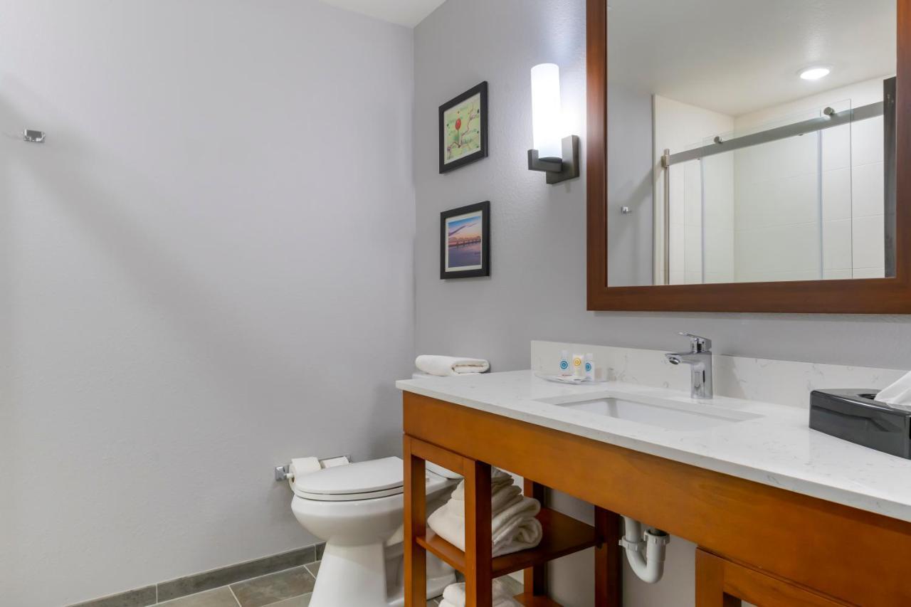 Comfort Suites Падука Екстериор снимка