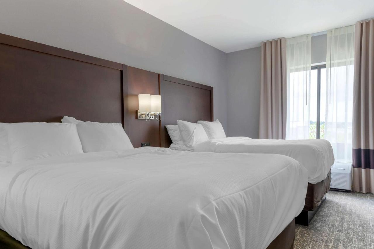 Comfort Suites Падука Екстериор снимка